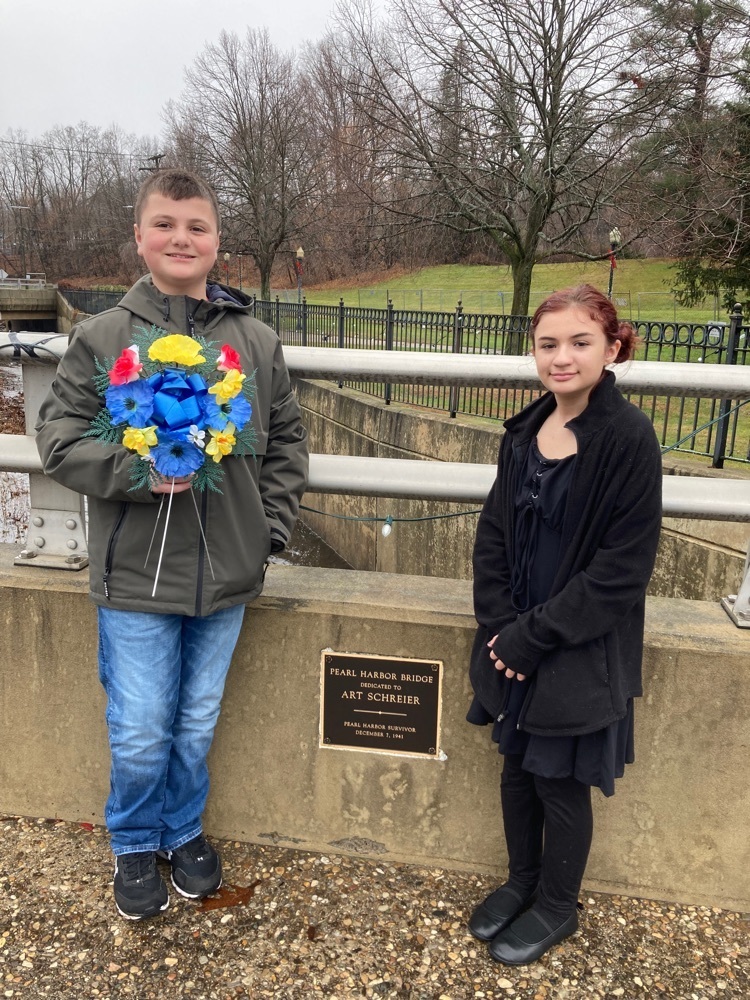 Oliver and Kaitlyn participate in the wreath laying ceremony .